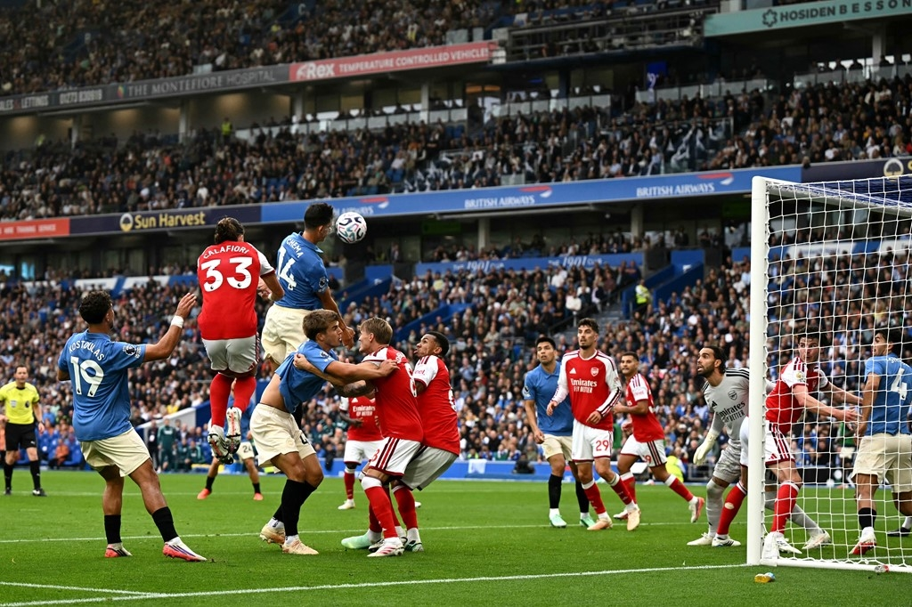Arsenal đại bại tại Ngoại hạng Anh
