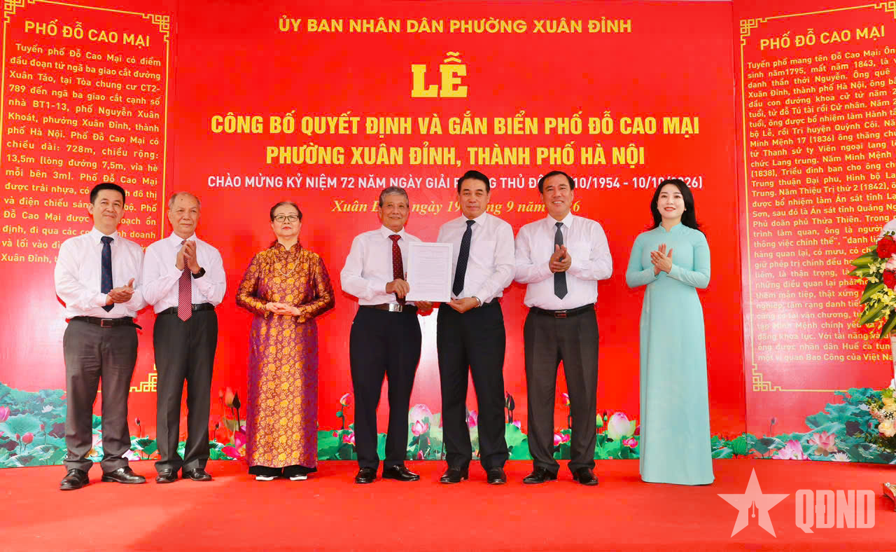 Gắn biển tên phố mang tên danh thần Đỗ Cao Mại