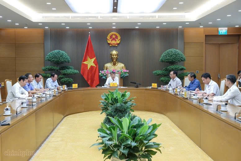 Thủ tướng Lê Minh Hưng: Cần quyết liệt giải quyết dứt điểm tình trạng thiếu sách giáo khoa