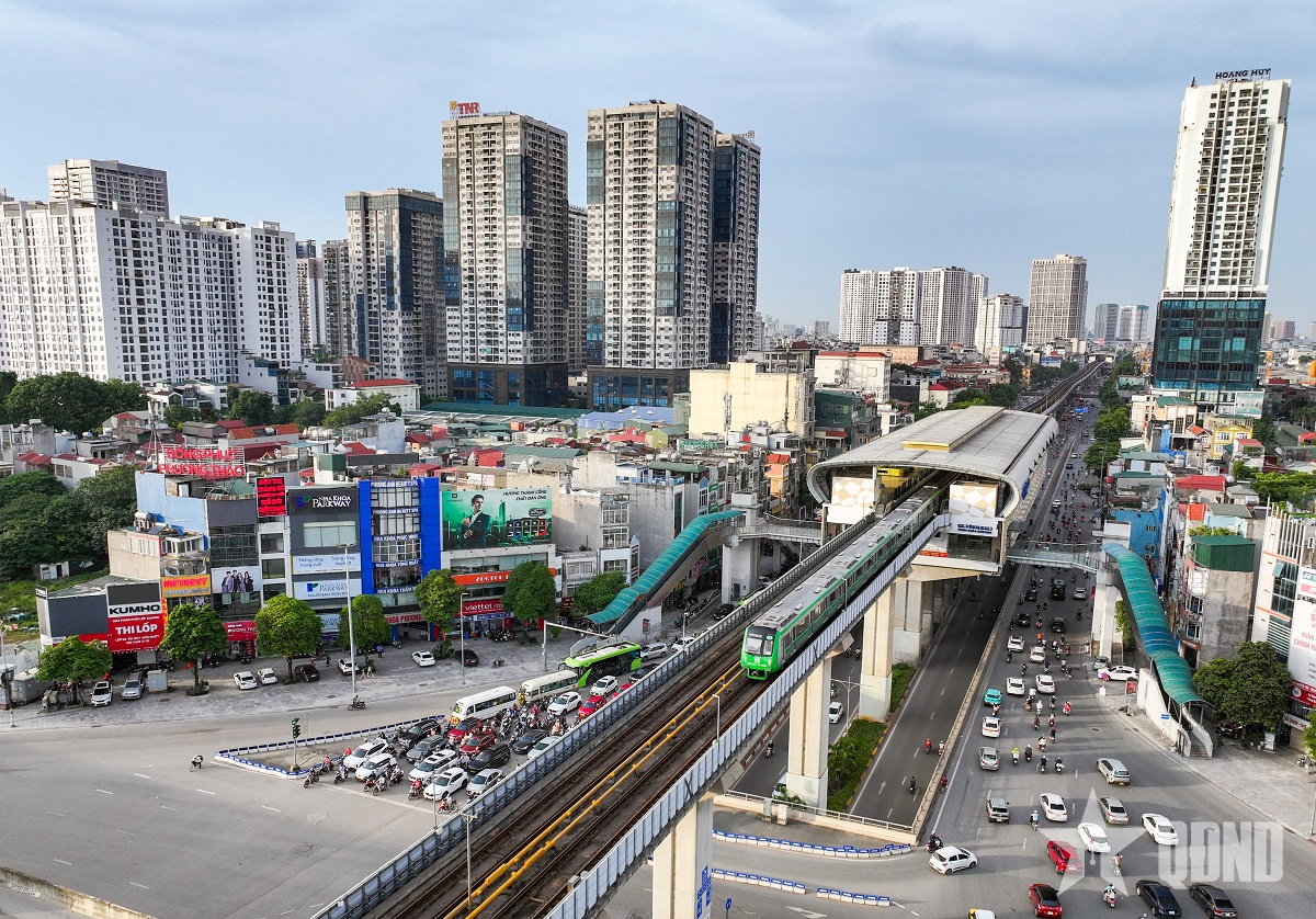 Cú hích từ đầu tư công