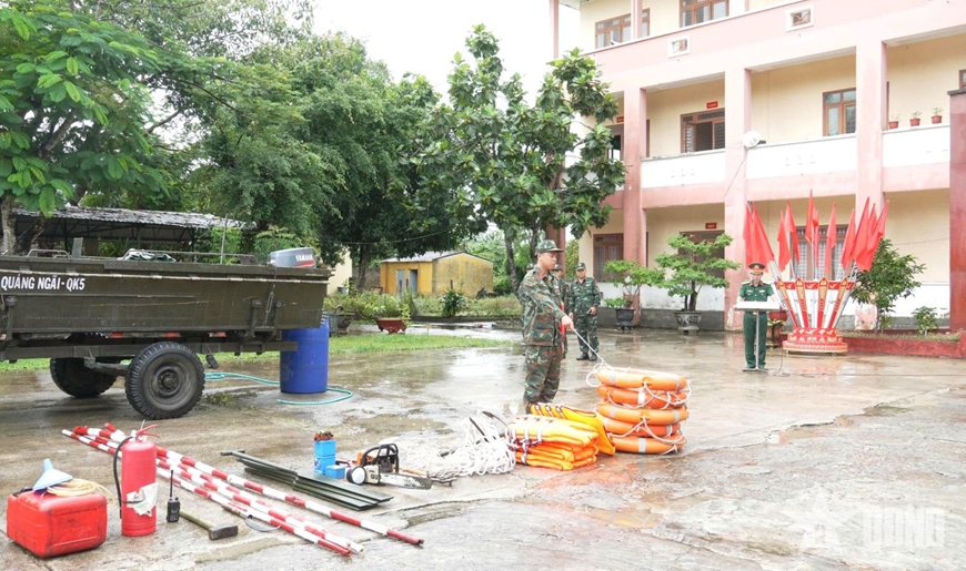 Lực lượng vũ trang Quảng Ngãi nâng cao năng lực ứng phó thiên tai, tìm kiếm cứu nạn