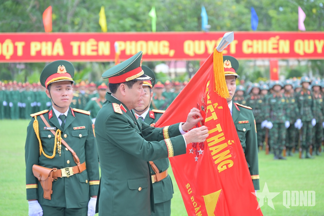Quân khu 9: Kỷ niệm 50 năm ngày truyền thống Sư đoàn 330 