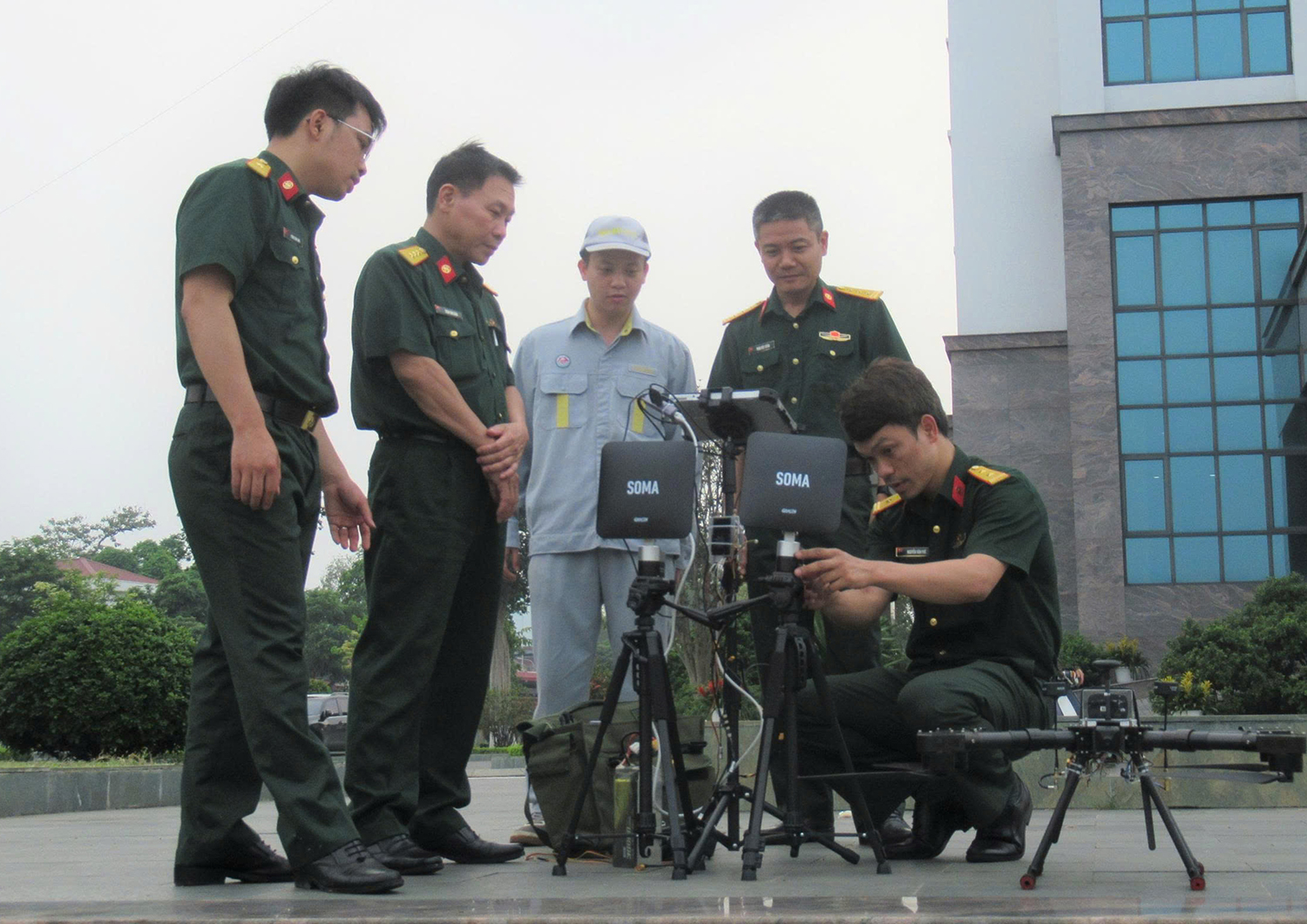 Phát huy truyền thống, xây dựng Trung tâm Kỹ thuật thông tin công nghệ cao vững mạnh về chính trị