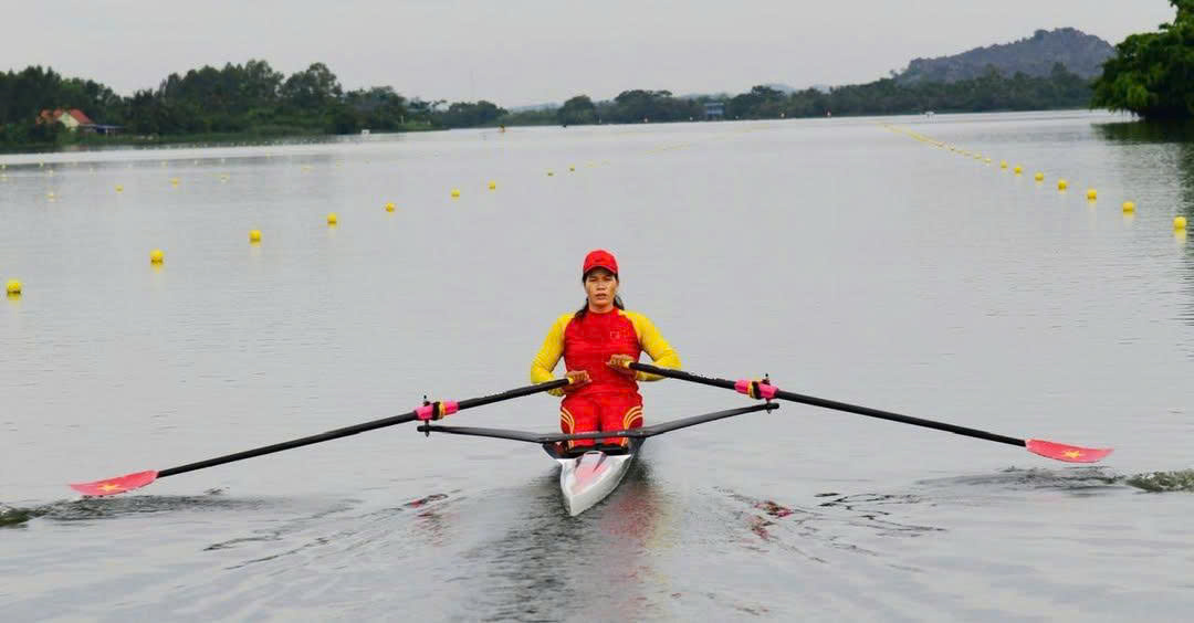 ASIAD 20: Bão khiến lịch đấu 5 ngày còn 2 ngày, rowing Việt Nam thích ứng vượt khó

