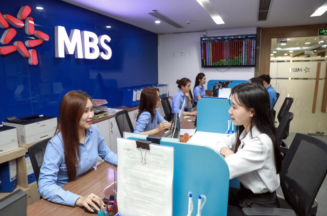 Để chứng khoán thật sự thu hút nhà đầu tư