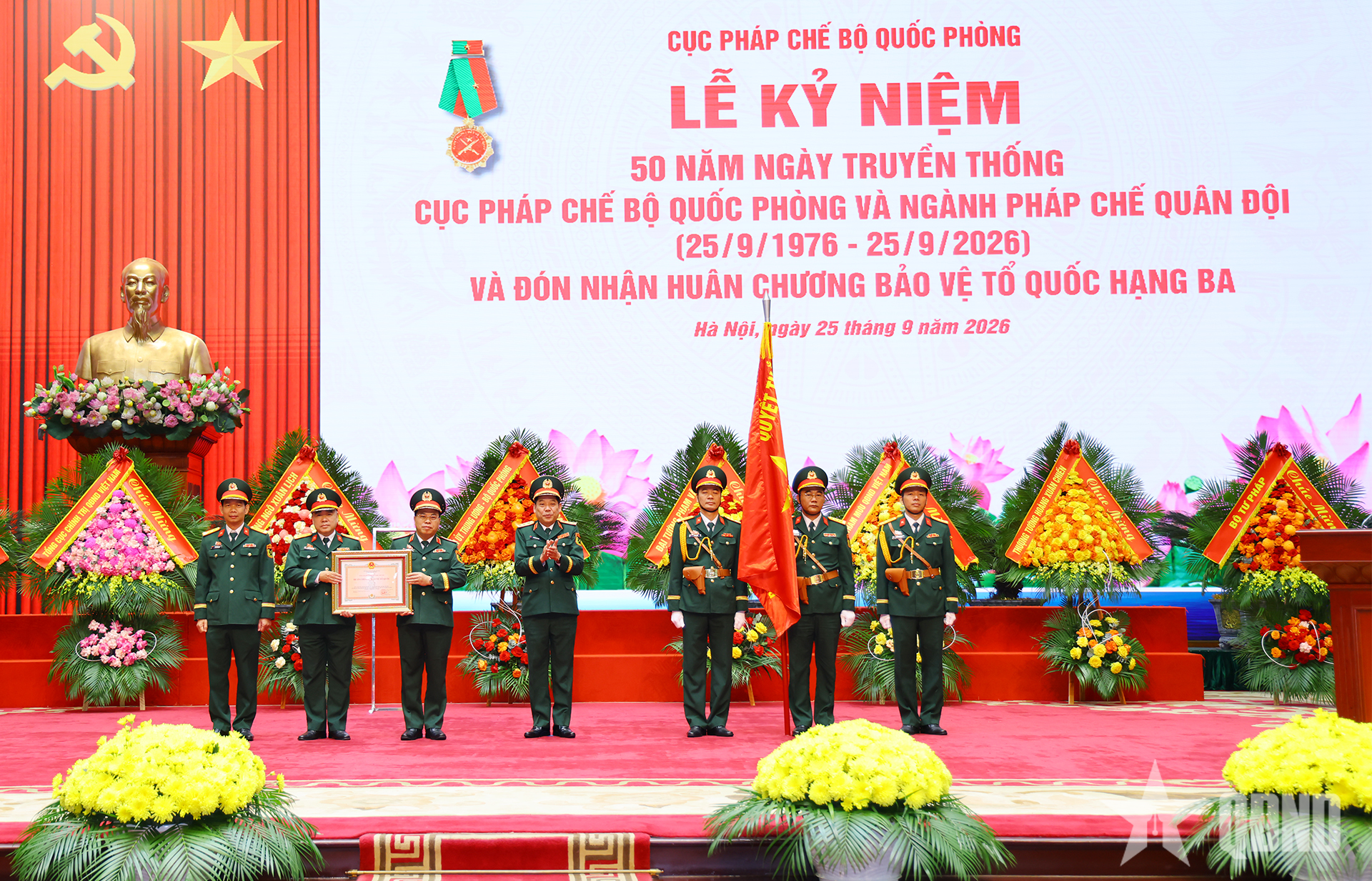 Cục Pháp chế Bộ Quốc phòng kỷ niệm 50 năm Ngày truyền thống và đón nhận Huân chương Bảo vệ Tổ quốc hạng Ba