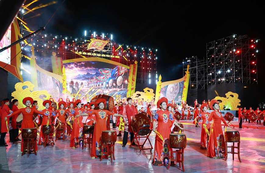 Lễ tưởng niệm 726 năm Ngày mất của Anh hùng dân tộc Trần Hưng Đạo và khai hội Côn Sơn, Kiếp Bạc