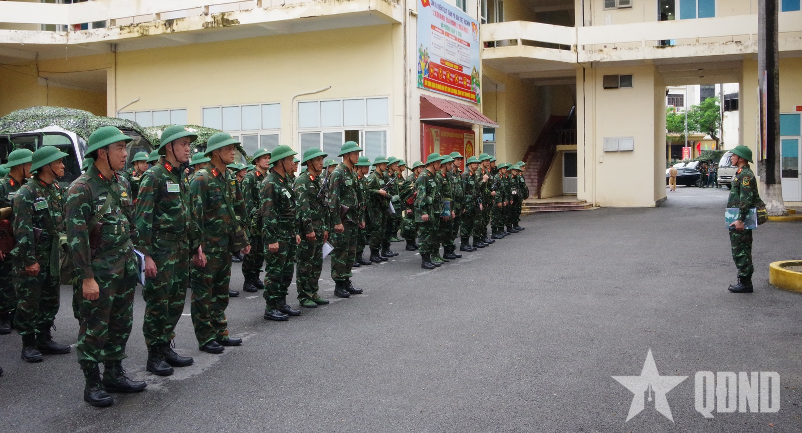 Nâng cao năng lực chỉ huy, tham mưu, hiệp đồng