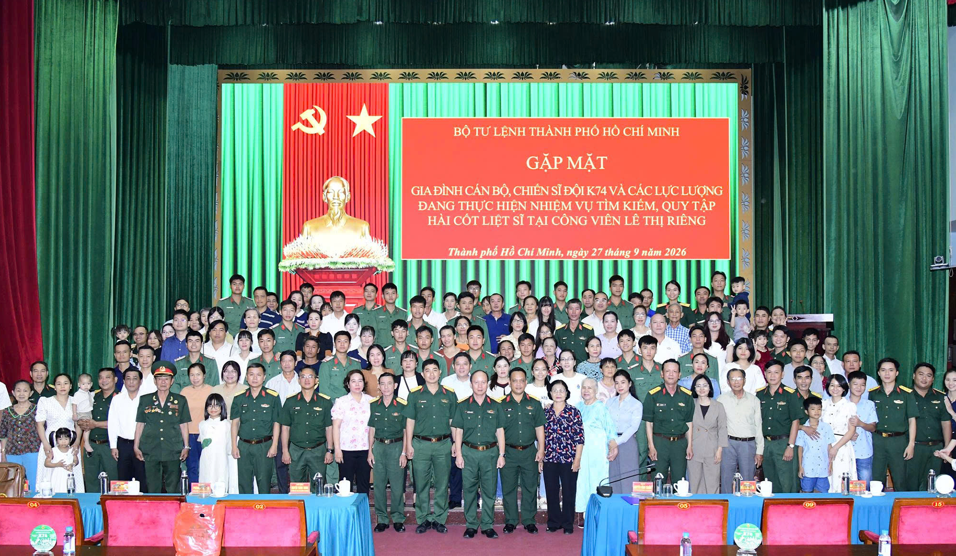 Bộ tư lệnh TP Hồ Chí Minh gặp mặt thân nhân cán bộ, chiến sĩ Đội K74