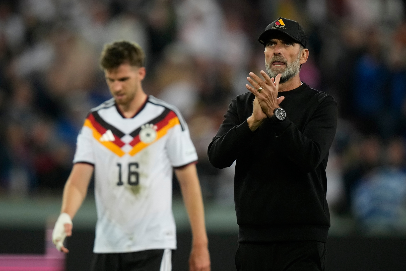 Tin thể thao (28-9): Cú sốc với “Cỗ xe tăng” Đức và tân HLV Jurgen Klopp 