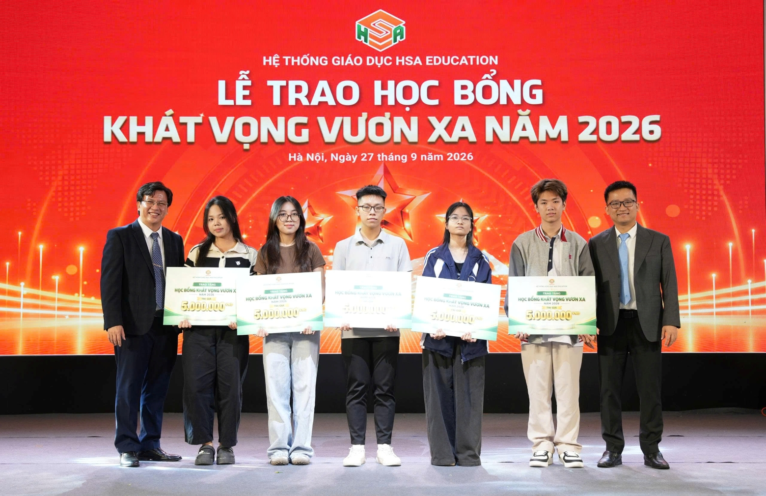 Hơn cả một 