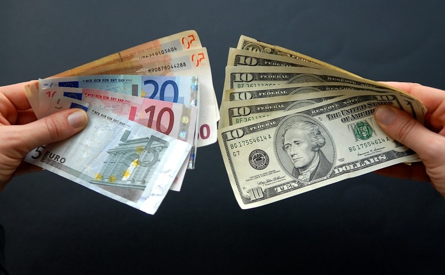 Tỷ giá USD hôm nay (30-9): Đồng USD tăng lên mức cao nhất trong 16 tháng