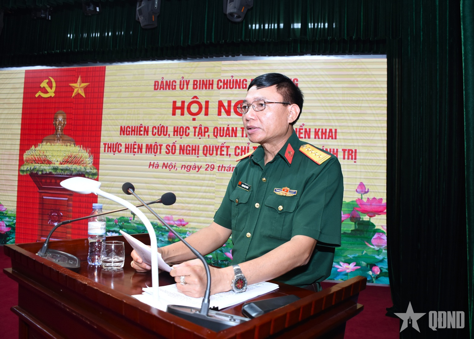 Đảng ủy Binh chủng Đặc công quán triệt, triển khai thực hiện một số nghị quyết, chỉ thị của Bộ Chính trị

