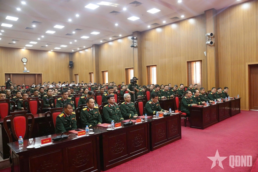 Học viện Quốc phòng khai giảng lớp đào tạo cán bộ Quân đội nhân dân Lào