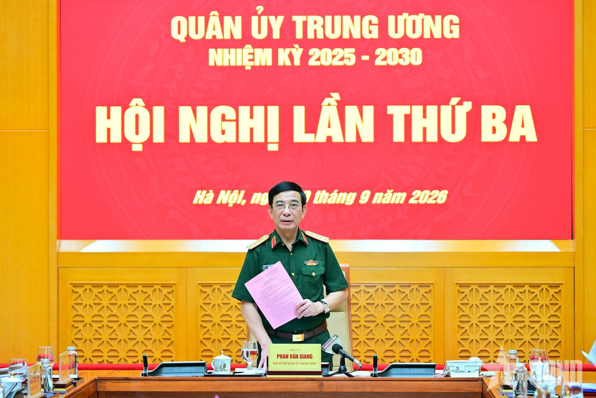 Quân ủy Trung ương tiếp tục xem xét thông qua một số nội dung quan trọng