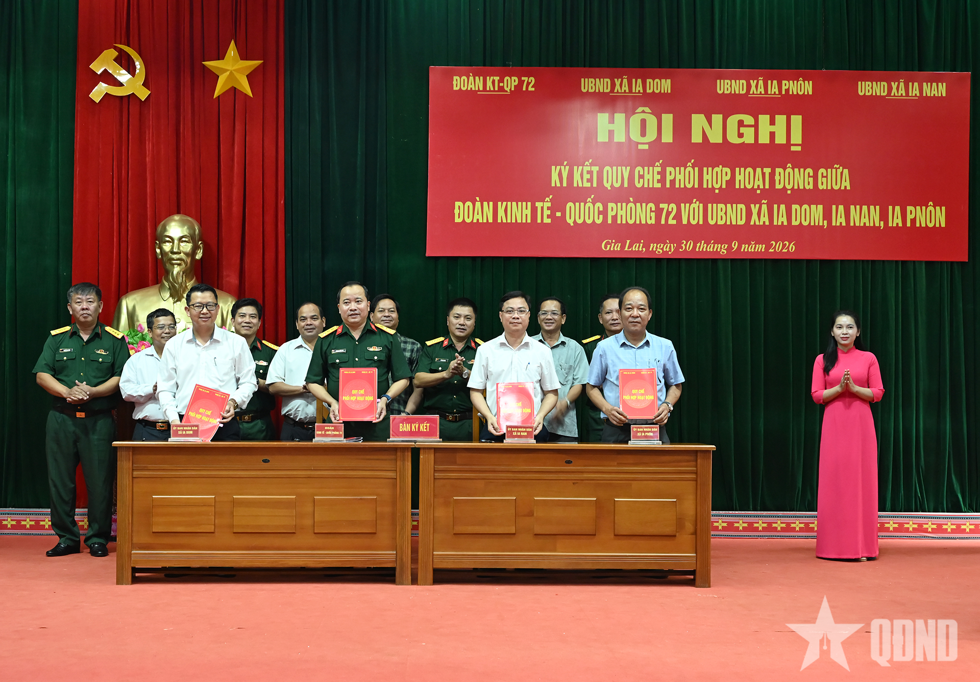 Đoàn Kinh tế - Quốc phòng 72 (Binh đoàn 15) ký quy chế phối hợp hoạt động với ba xã biên giới tỉnh Gia Lai