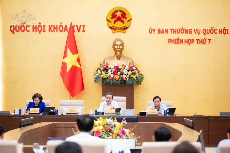Ủy ban Thường vụ Quốc hội cho ý kiến về dự án Luật Đất đai (sửa đổi)