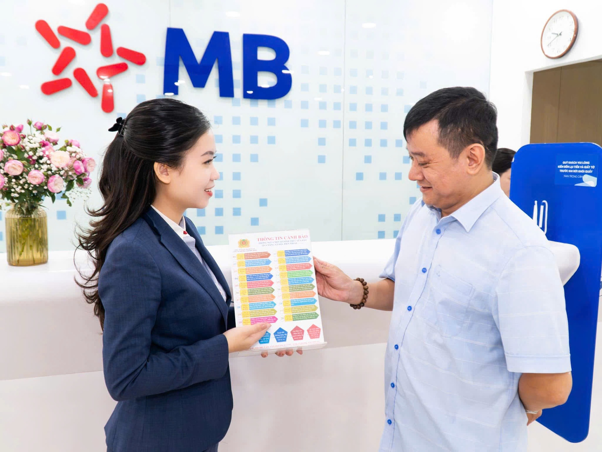 Ngành ngân hàng đẩy mạnh hỗ trợ tăng trưởng kinh tế