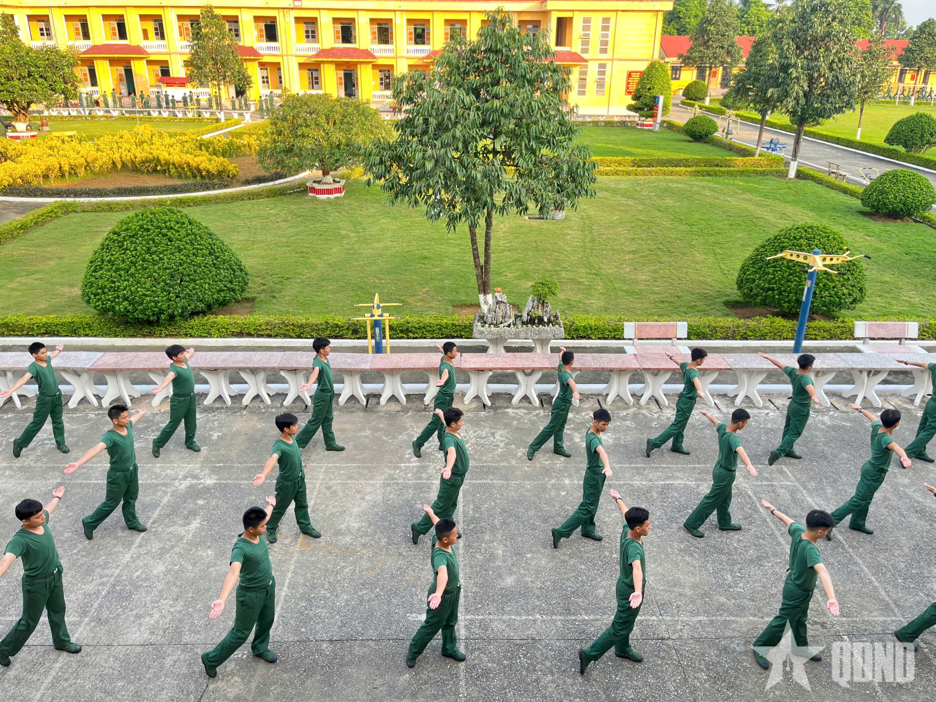 Hành trang đầu tiên của học viên Trường Sĩ quan Lục quân 1
