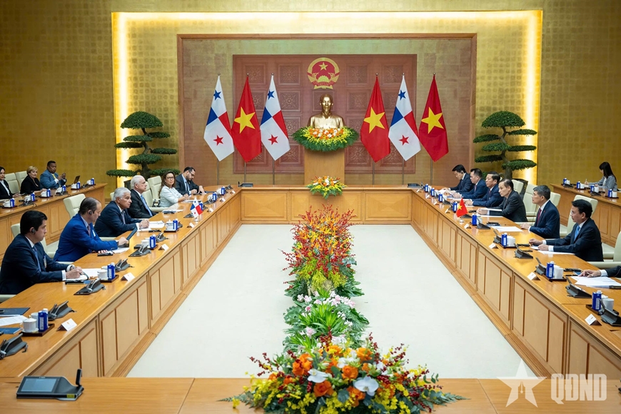 Thủ tướng Lê Minh Hưng hội kiến Tổng thống Cộng hòa Panama