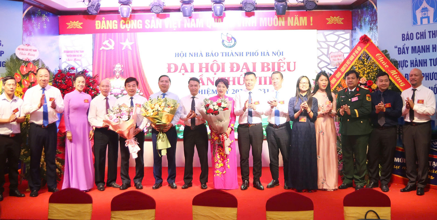 Đồng chí Nguyễn Thanh Liêm được bầu làm Chủ tịch Hội Nhà báo TP Hà Nội khóa VIII