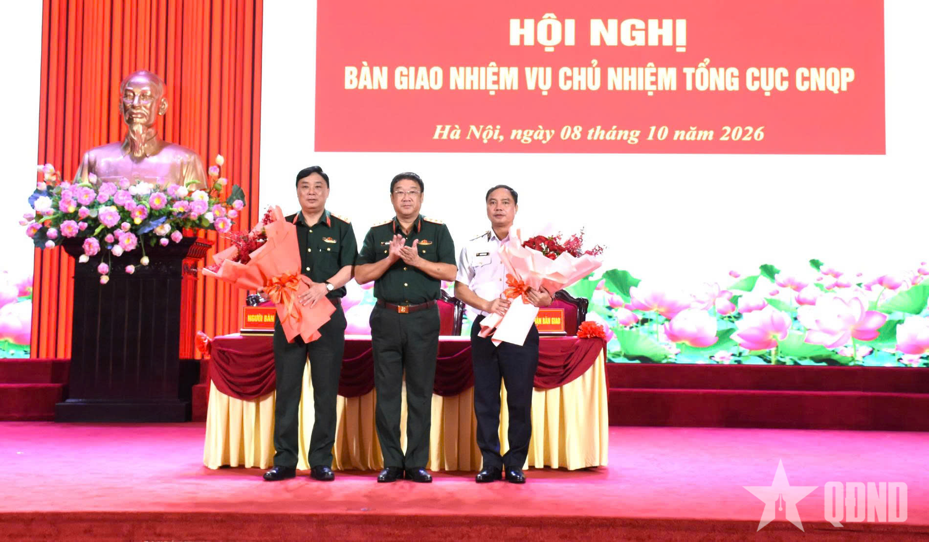 Thượng tướng Phạm Hoài Nam chủ trì Hội nghị bàn giao nhiệm vụ Chủ nhiệm Tổng cục Công nghiệp Quốc phòng