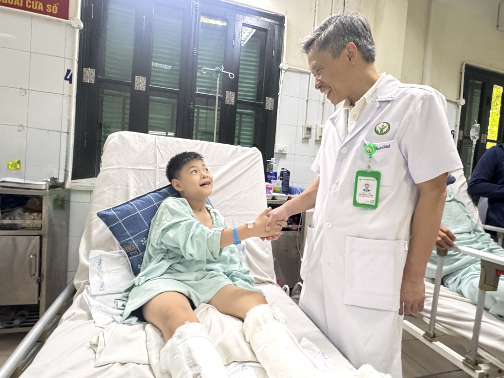 Trao cơ hội đi lại cho bệnh nhi gặp di chứng sau chấn thương sọ não