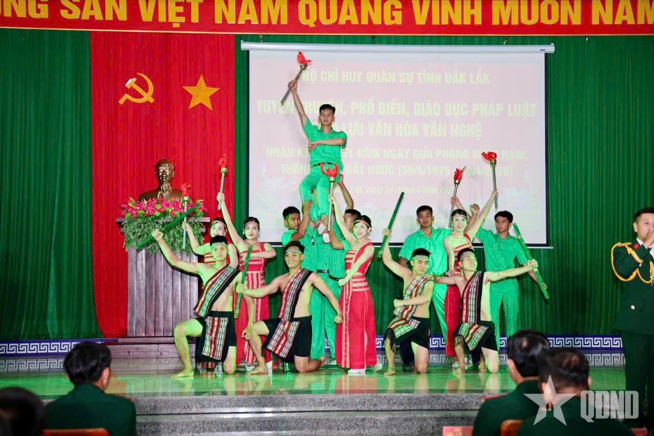 Người lính tuyên truyền Đắk Lắk chung tay xây thế trận lòng dân