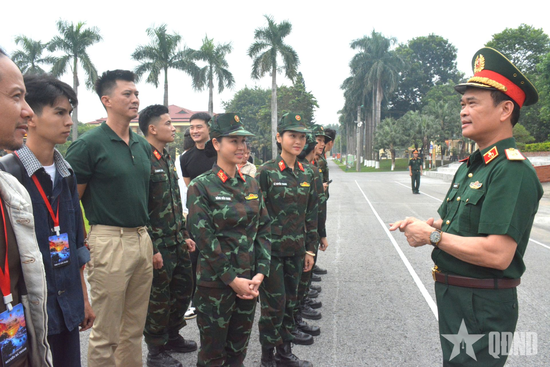 Khởi quay bộ phim “Mặt trời không lặn” về Bộ đội Cụ Hồ