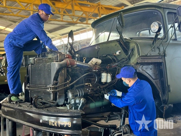 Đồng bộ quy trình sửa chữa xe ô tô quân sự tại Tiểu đoàn 879