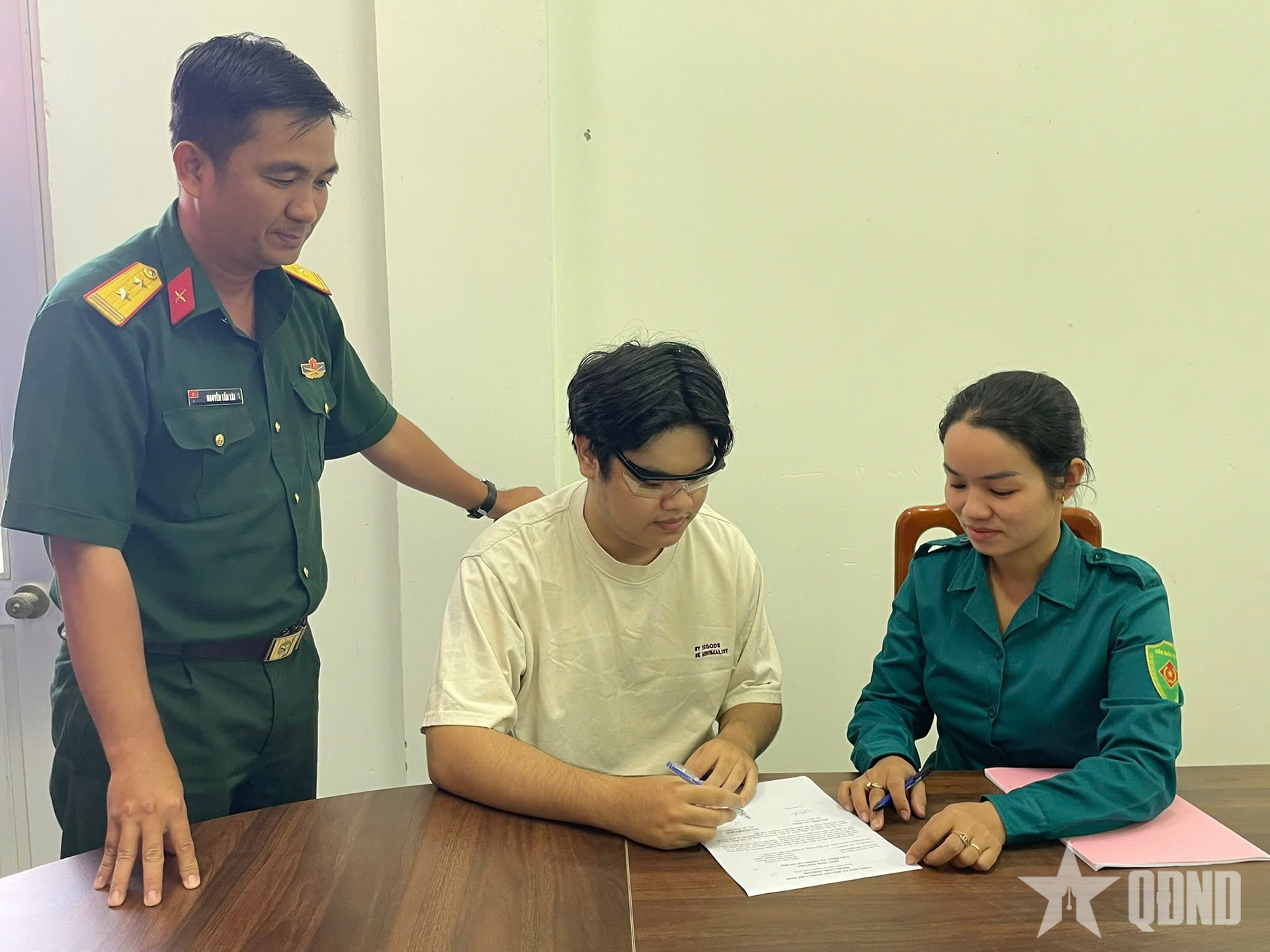 Ước mơ tiếp bước cha anh