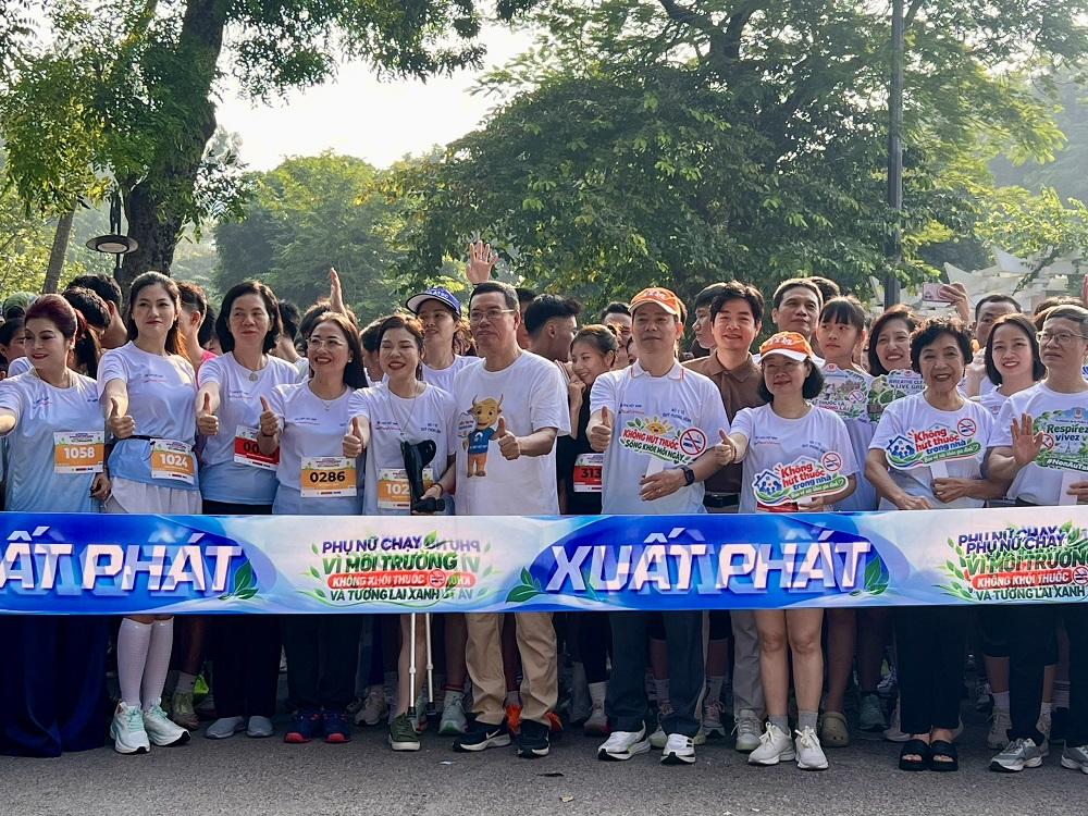 Gần 2.000 người chạy vì môi trường không khói thuốc