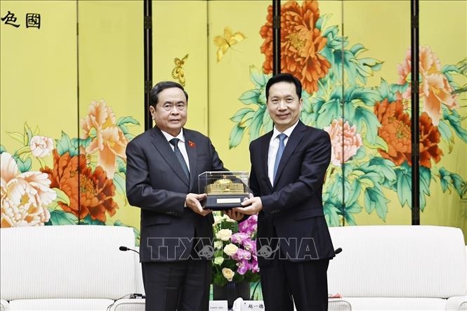 Chủ tịch Quốc hội Trần Thanh Mẫn tiếp Bí thư tỉnh ủy Thiểm Tây