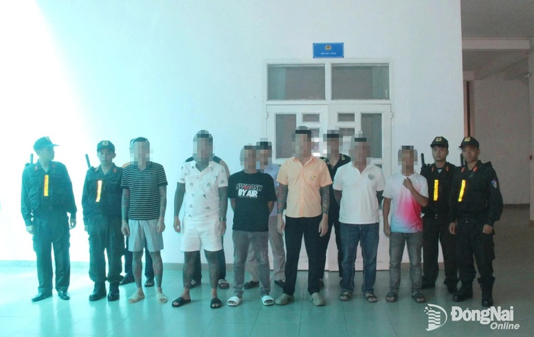 Bắt khẩn cấp 11 đối tượng sản xuất video bạo lực đăng lên mạng xã hội