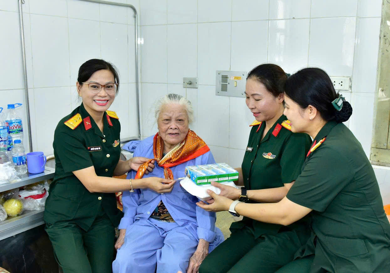 Lan tỏa yêu thương