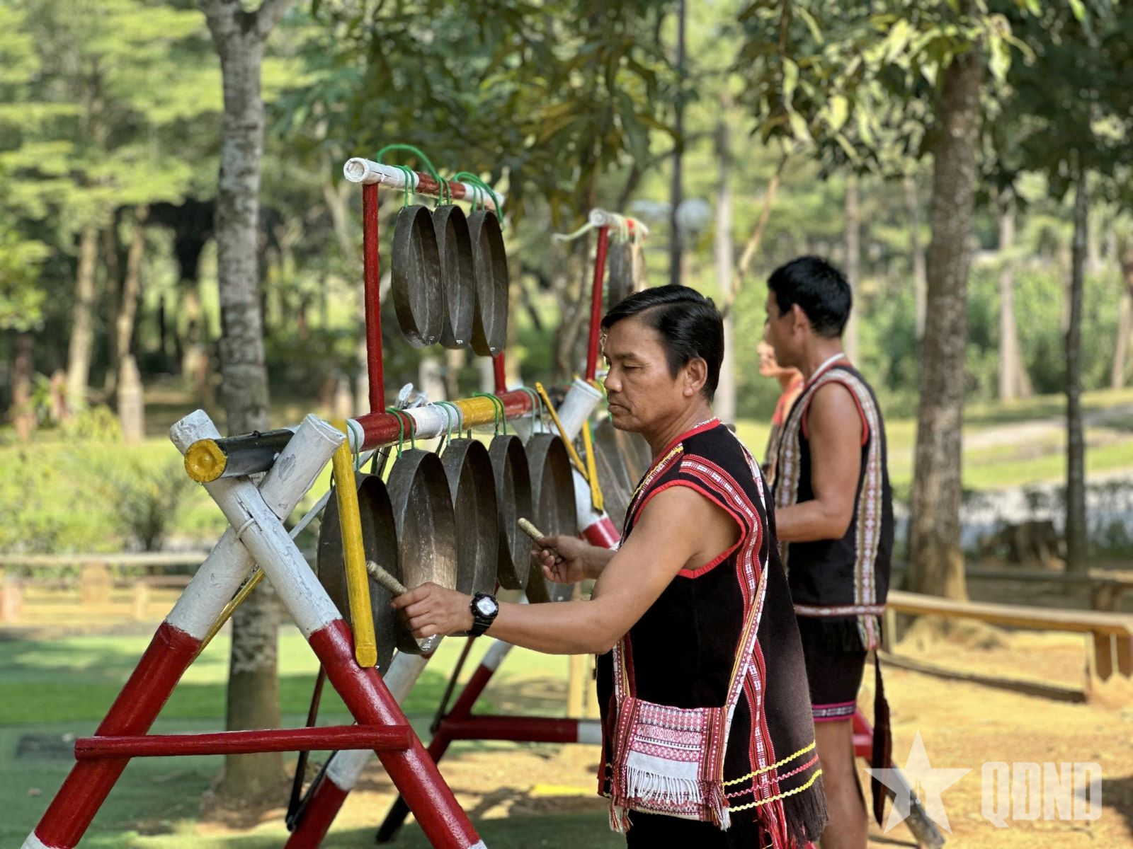 Một ngày ở Làng Văn hóa - Du lịch các dân tộc Việt Nam