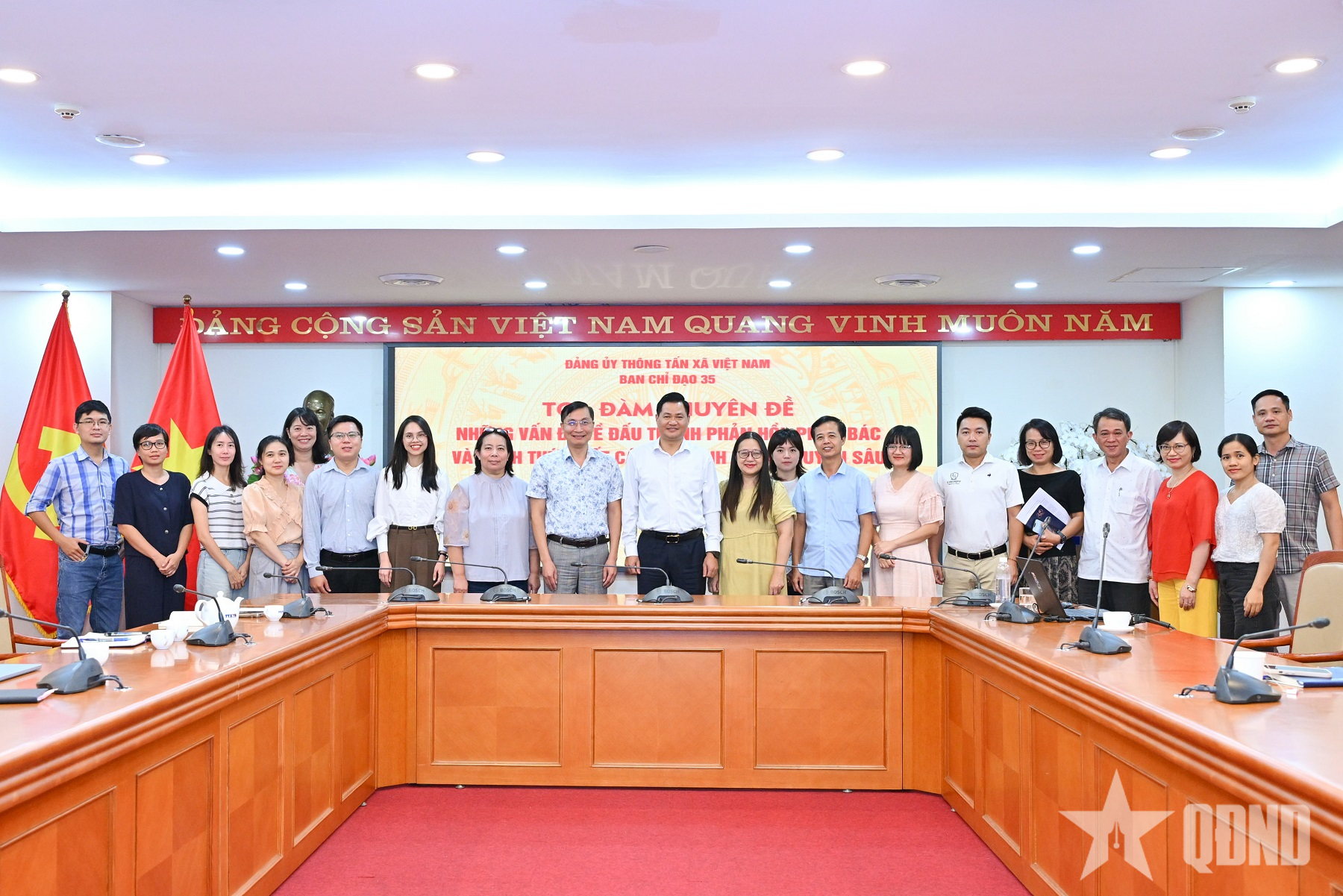 Nâng cao kỹ năng viết các bài bình luận chuyên sâu