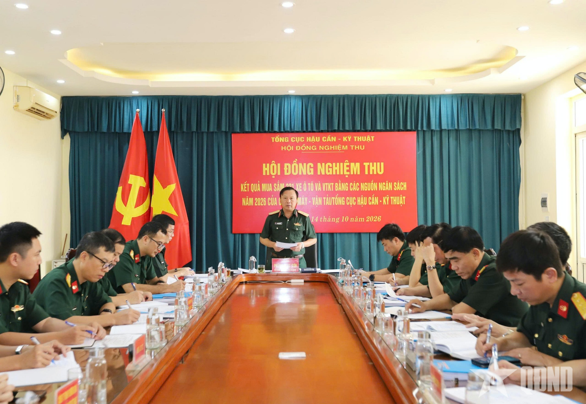 Tổng cục Hậu cần-Kỹ thuật nghiệm thu 221 xe ô tô và vật tư kỹ thuật mua sắm năm 2026