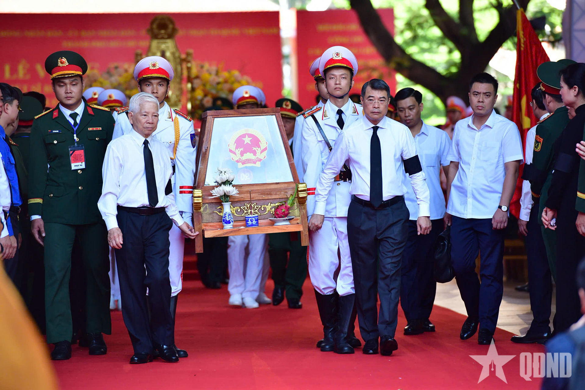 TP Hồ Chí Minh: Lãnh đạo Đảng, Nhà nước, Quân đội và nhân dân thành kính tiễn đưa 731 liệt sĩ về nơi an nghỉ