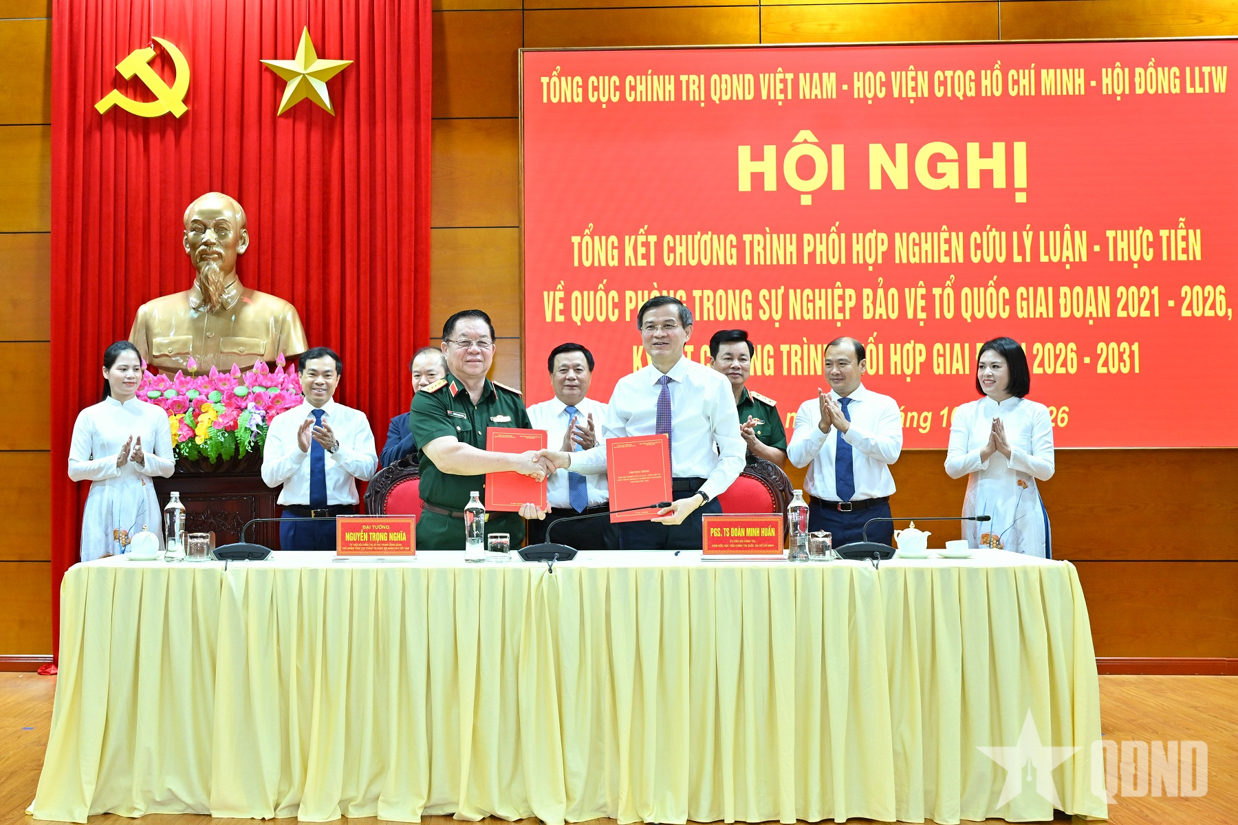 Nâng cao chất lượng phối hợp nghiên cứu lý luận, thực tiễn về quốc phòng
