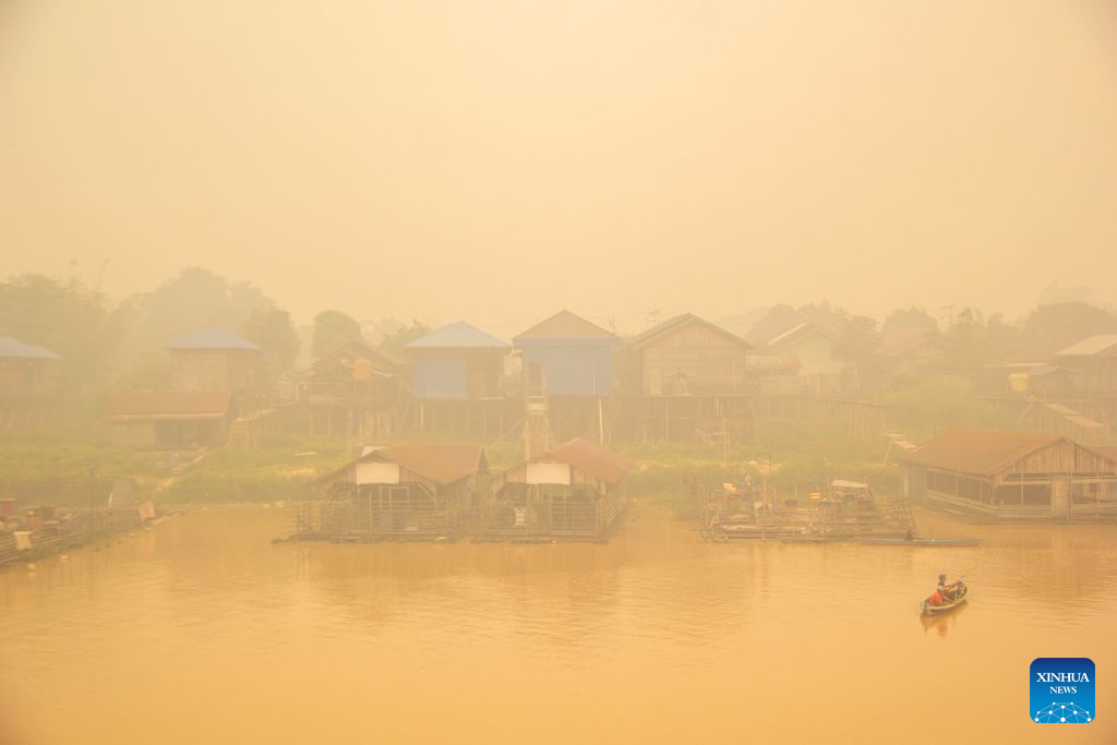 Indonesia chấp thuận tiếp nhận viện trợ nước ngoài ứng phó cháy rừng nghiêm trọng
