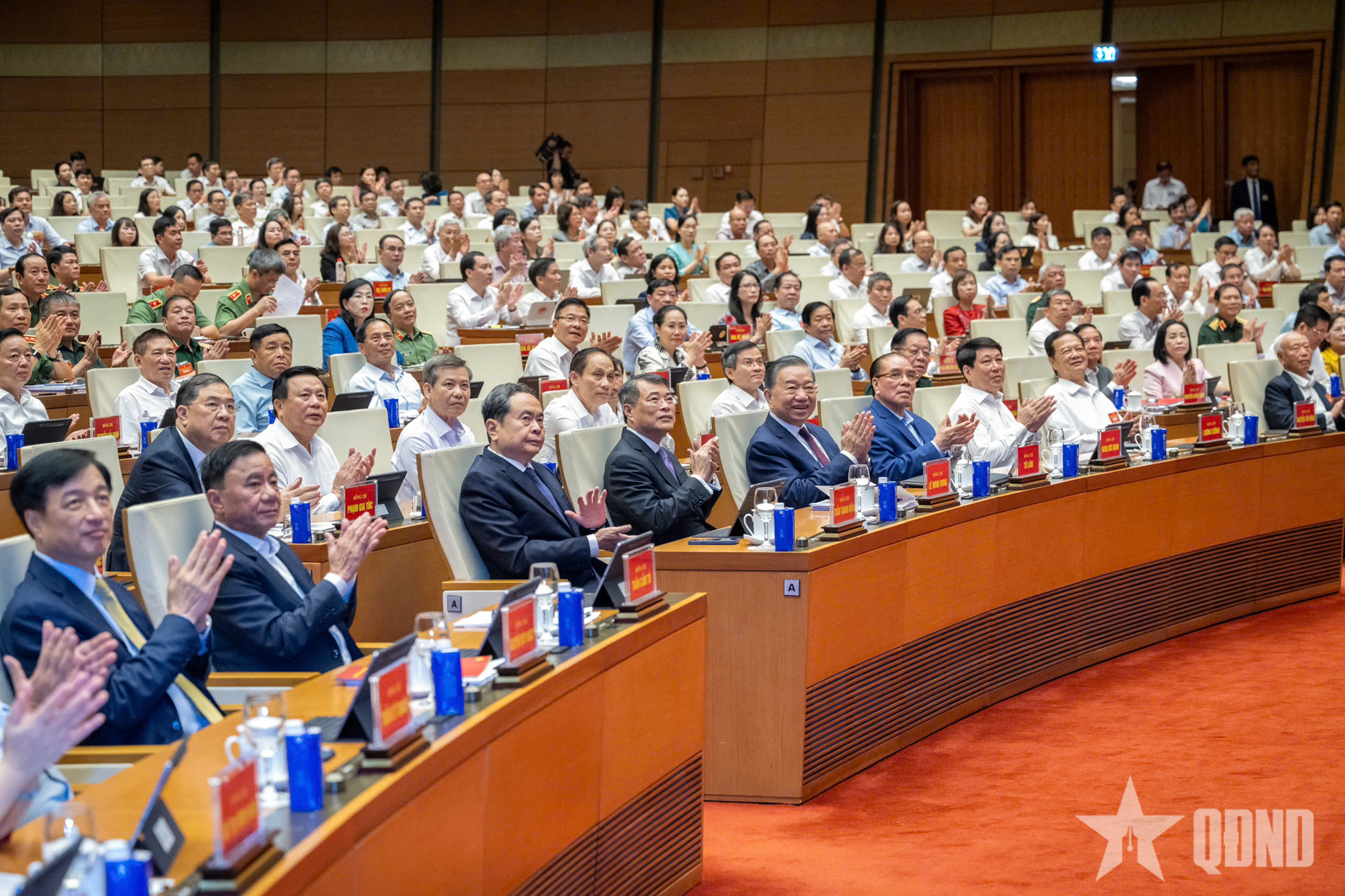 Đổi mới căn bản, toàn diện công tác cán bộ đáp ứng yêu cầu phát triển đất nước trong kỷ nguyên mới