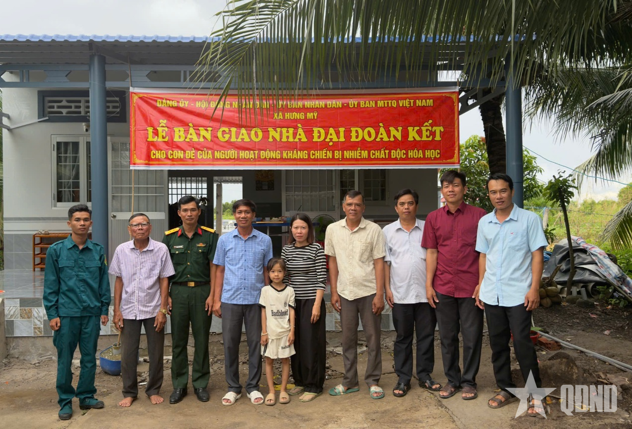 Xã Hưng Mỹ (Cà Mau): Nghĩa tình quân dân qua những mái ấm Đại đoàn kết