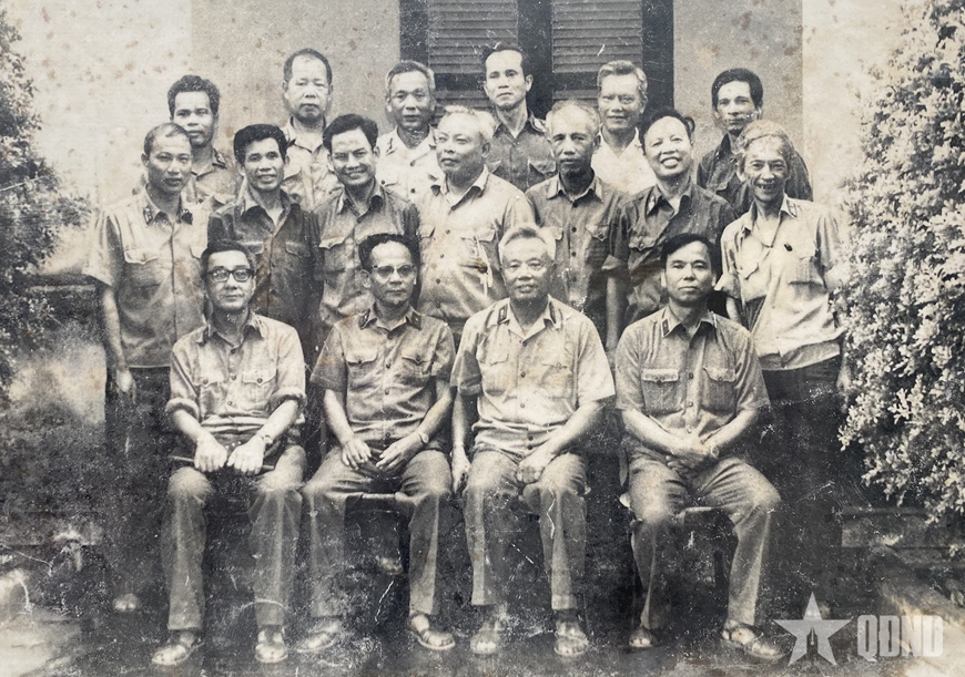 Ba tôi và những vị tướng nổi tiếng ở Thanh tra Quân đội
