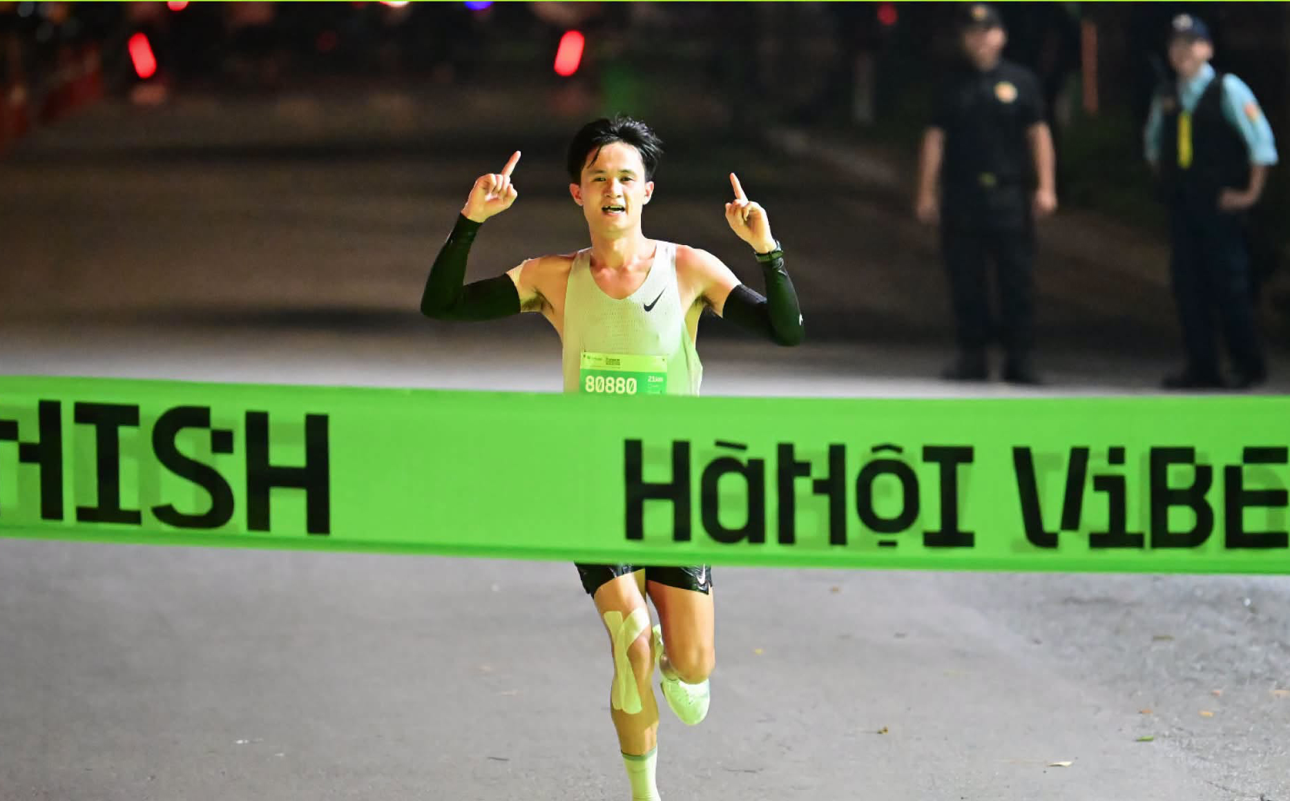 Hai tuyển thủ Quân đội vô địch Giải marathon quốc tế Hà Nội 2026


