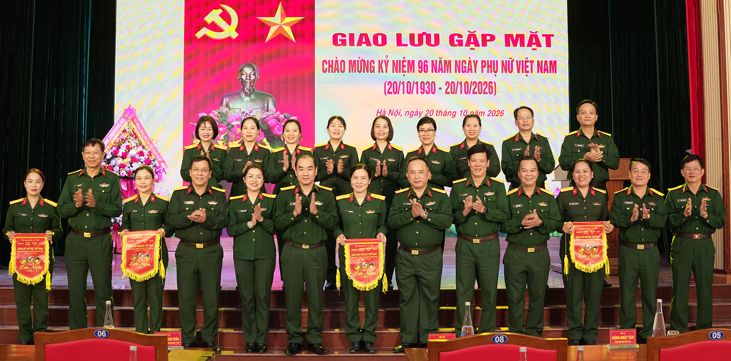 Bệnh viện Quân y 105 tổ chức các hoạt động kỷ niệm Ngày Phụ nữ Việt Nam