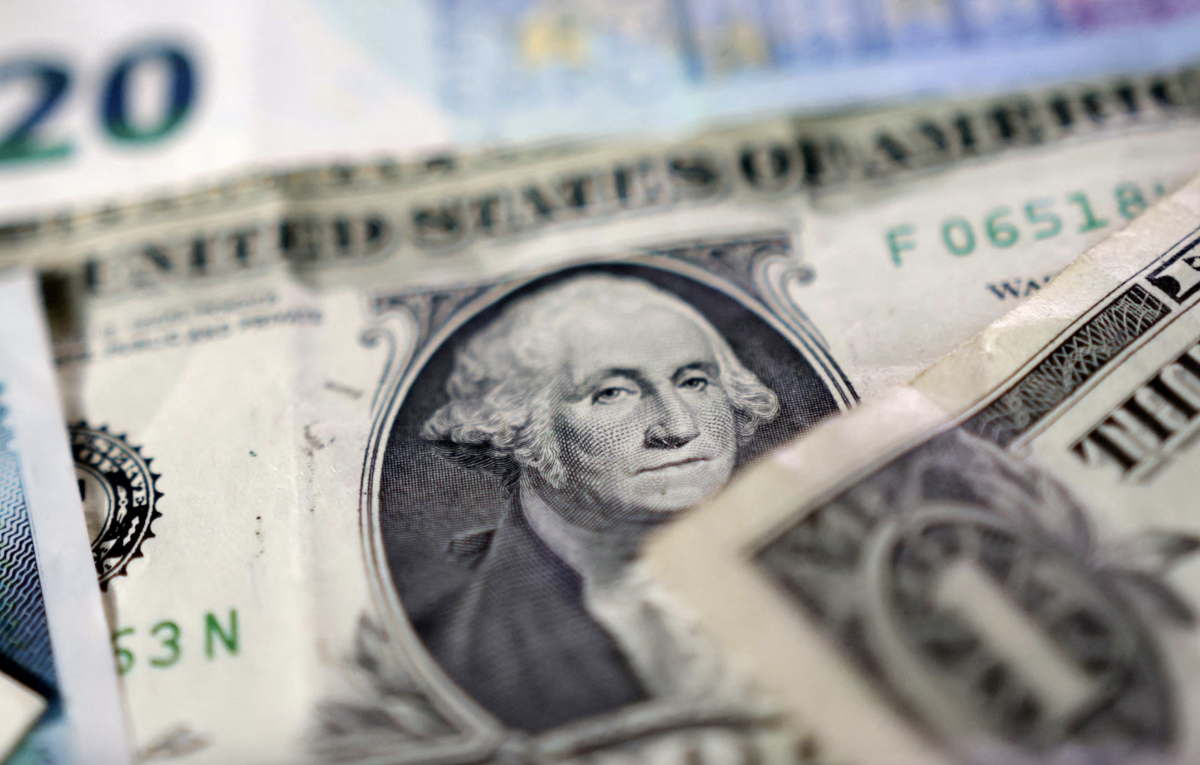 Tỷ giá USD hôm nay (21-10): Đồng USD giảm khi giá dầu đi xuống