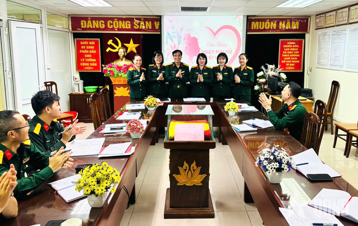 Phụ nữ Học viện Quân y tự tin, sáng tạo, trách nhiệm