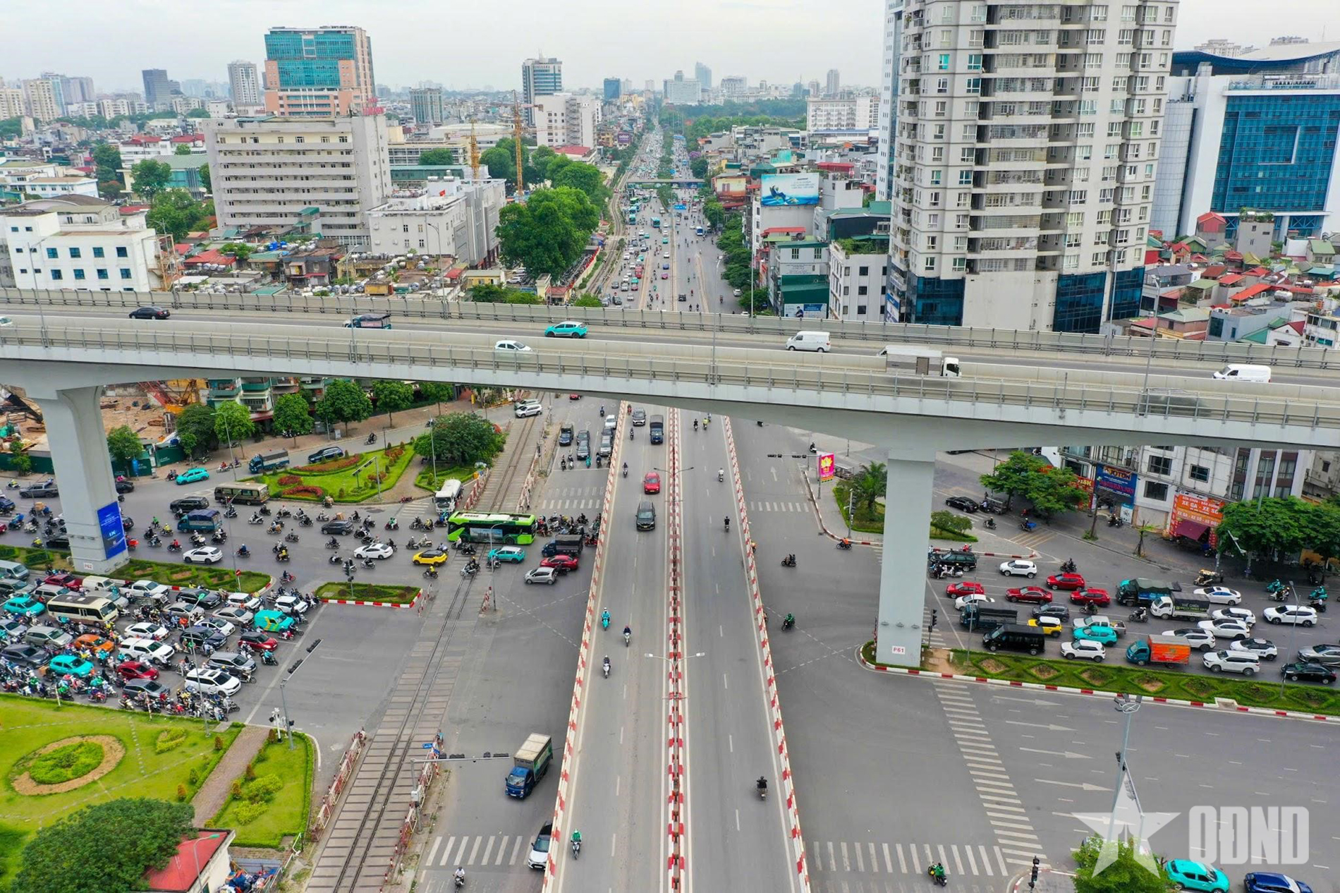 Hà Nội: Quyết liệt tháo gỡ các điểm nghẽn gây ùn tắc giao thông