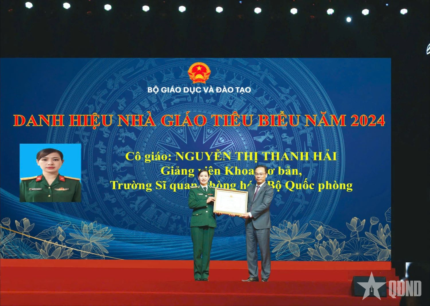 Phụ nữ Trường Sĩ quan Phòng hóa bản lĩnh vững vàng, trí tuệ và nhân ái

